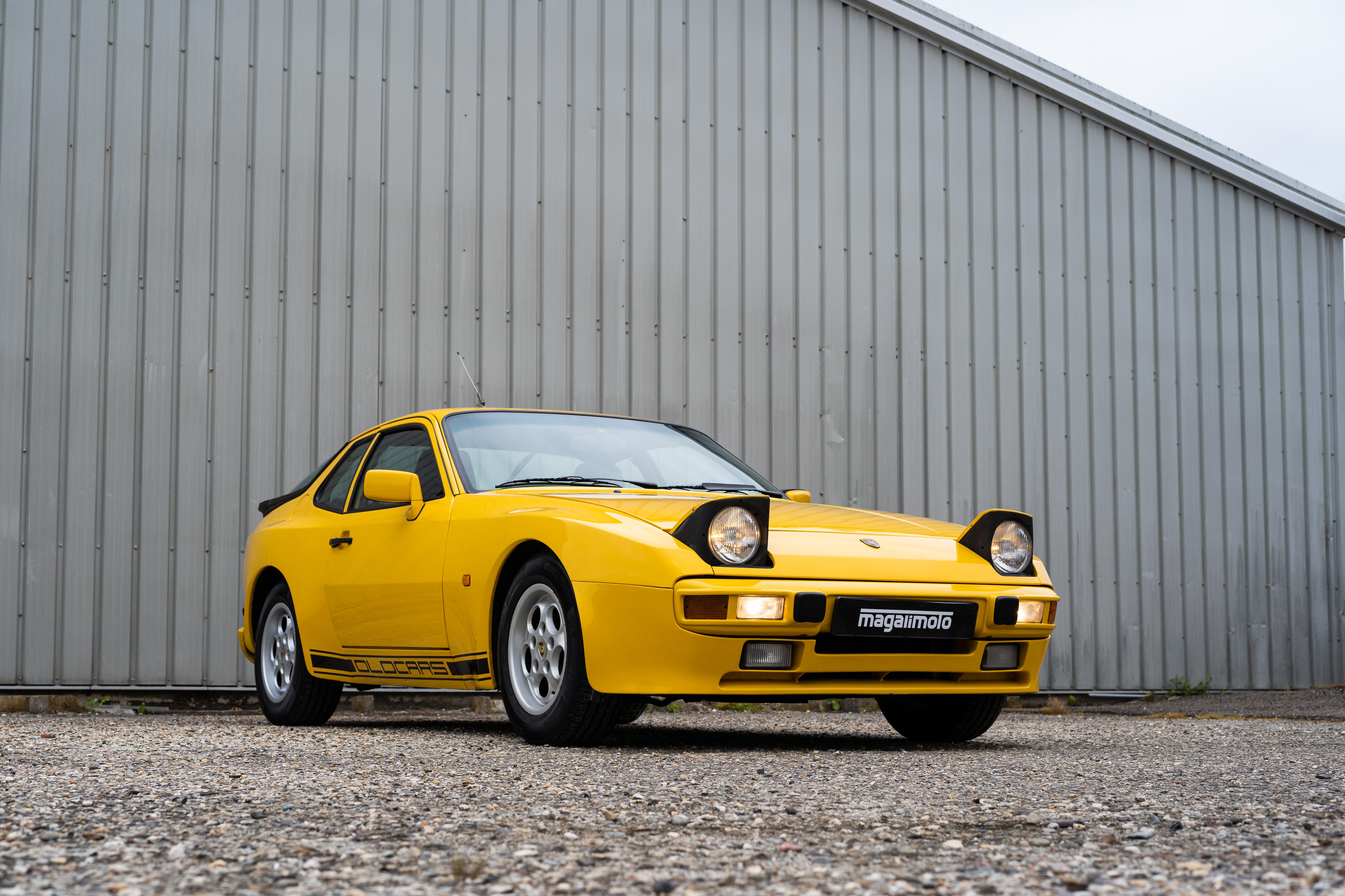 Porsche 944 - 2.5L