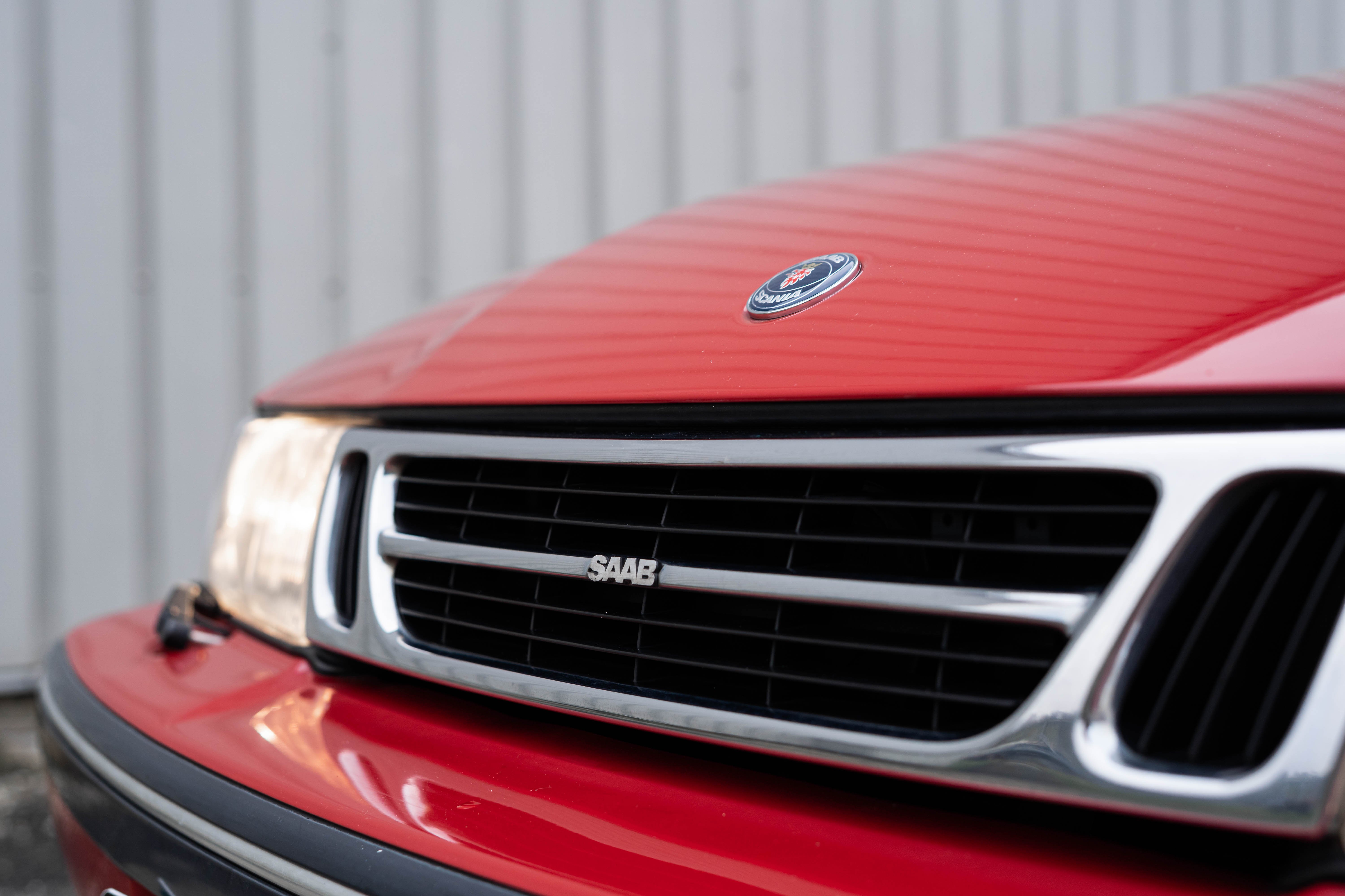 Saab 9000 CS 2.0 - 1997 Imola Red