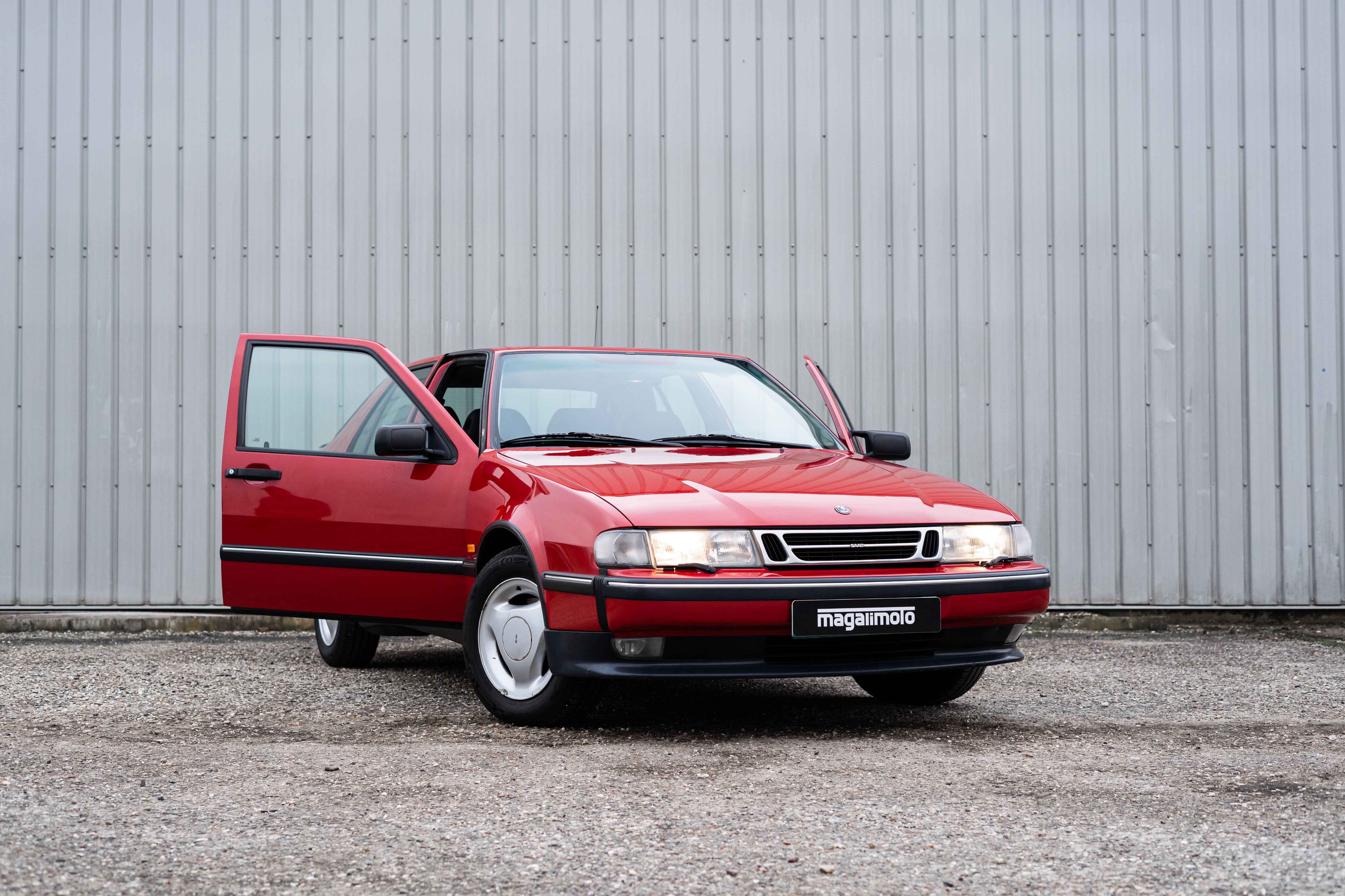 Saab 9000 CS 2.0 - 1997 Imola Red