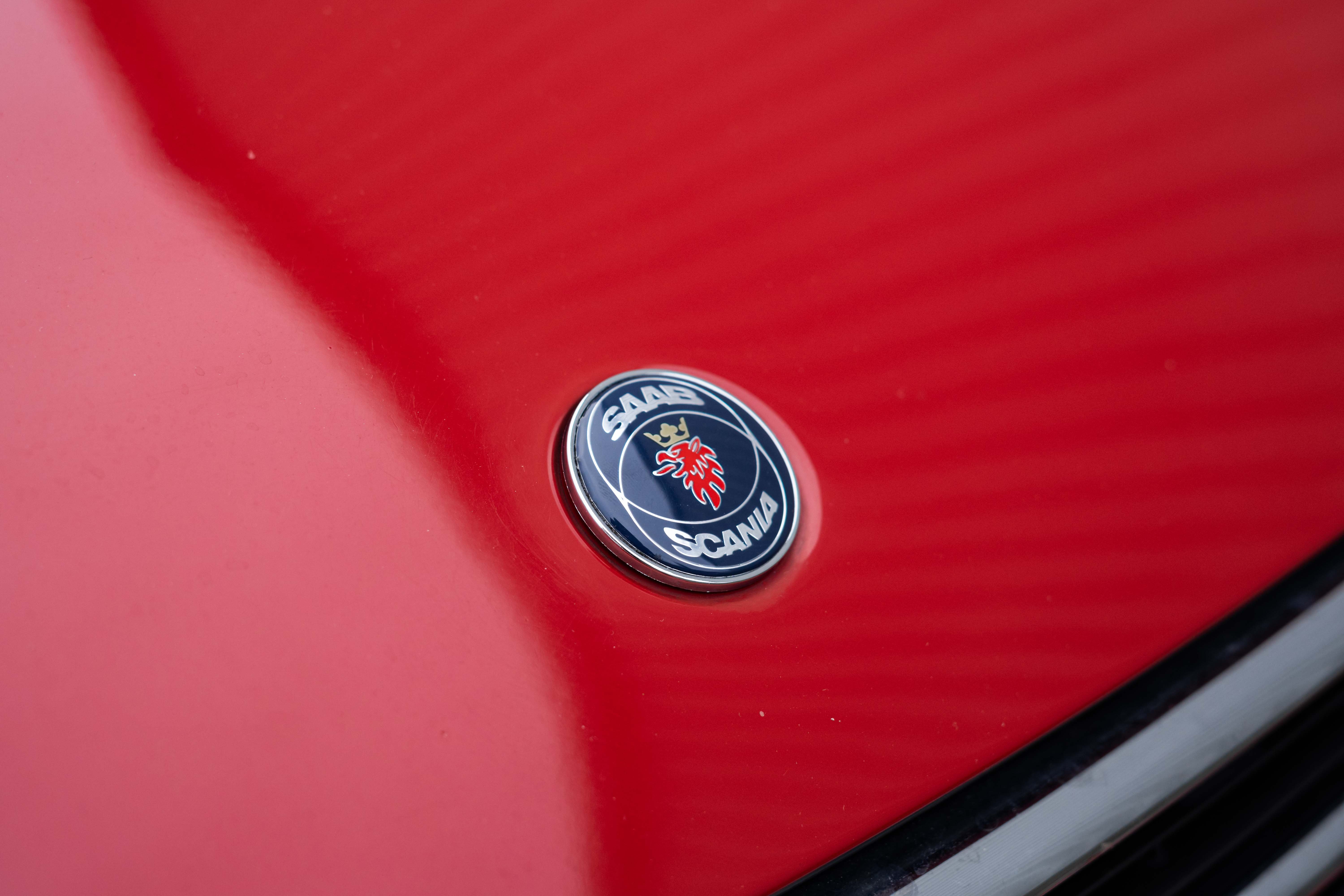 Saab 9000 CS 2.0 - 1997 Imola Red