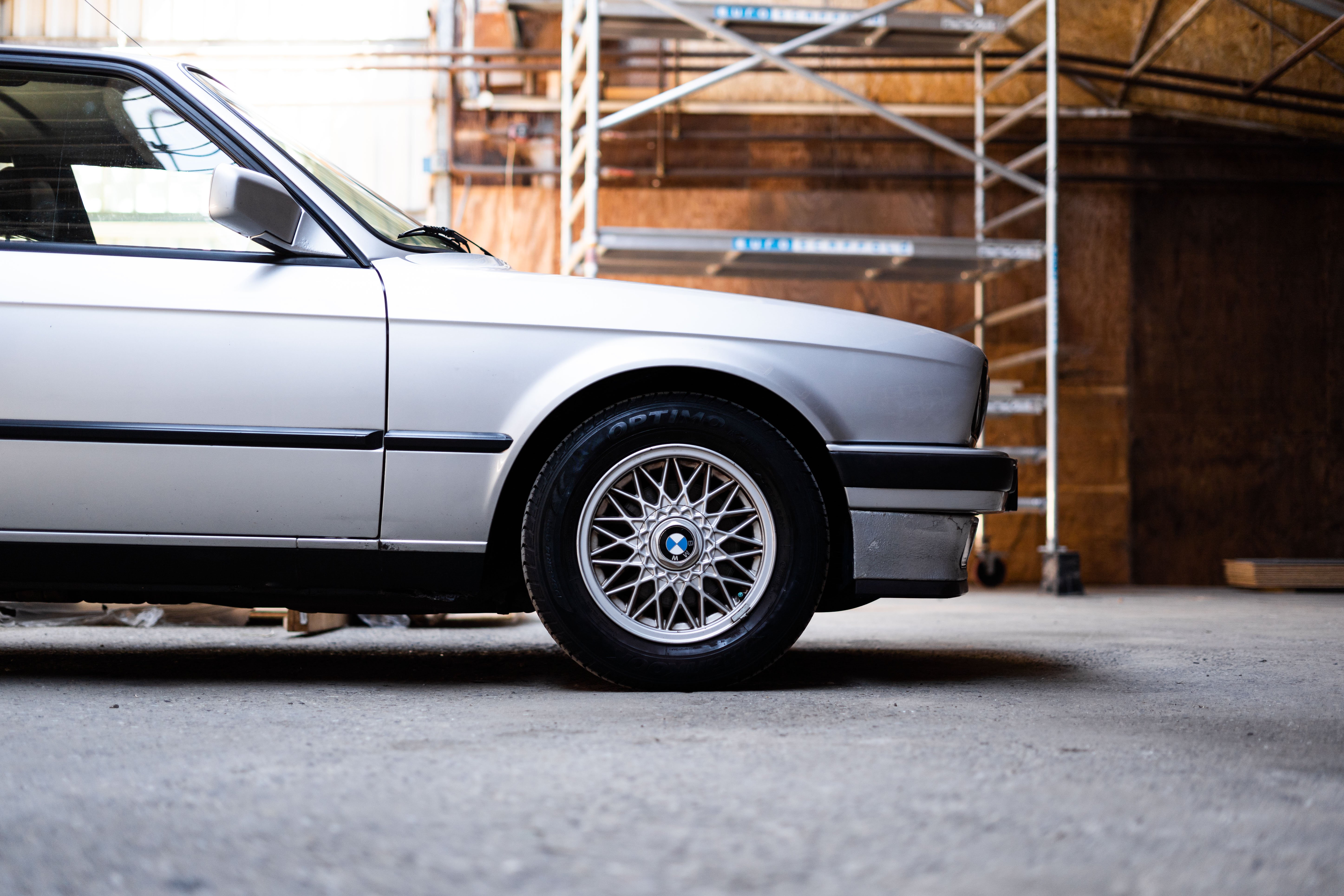 BMW E30 318i Touring