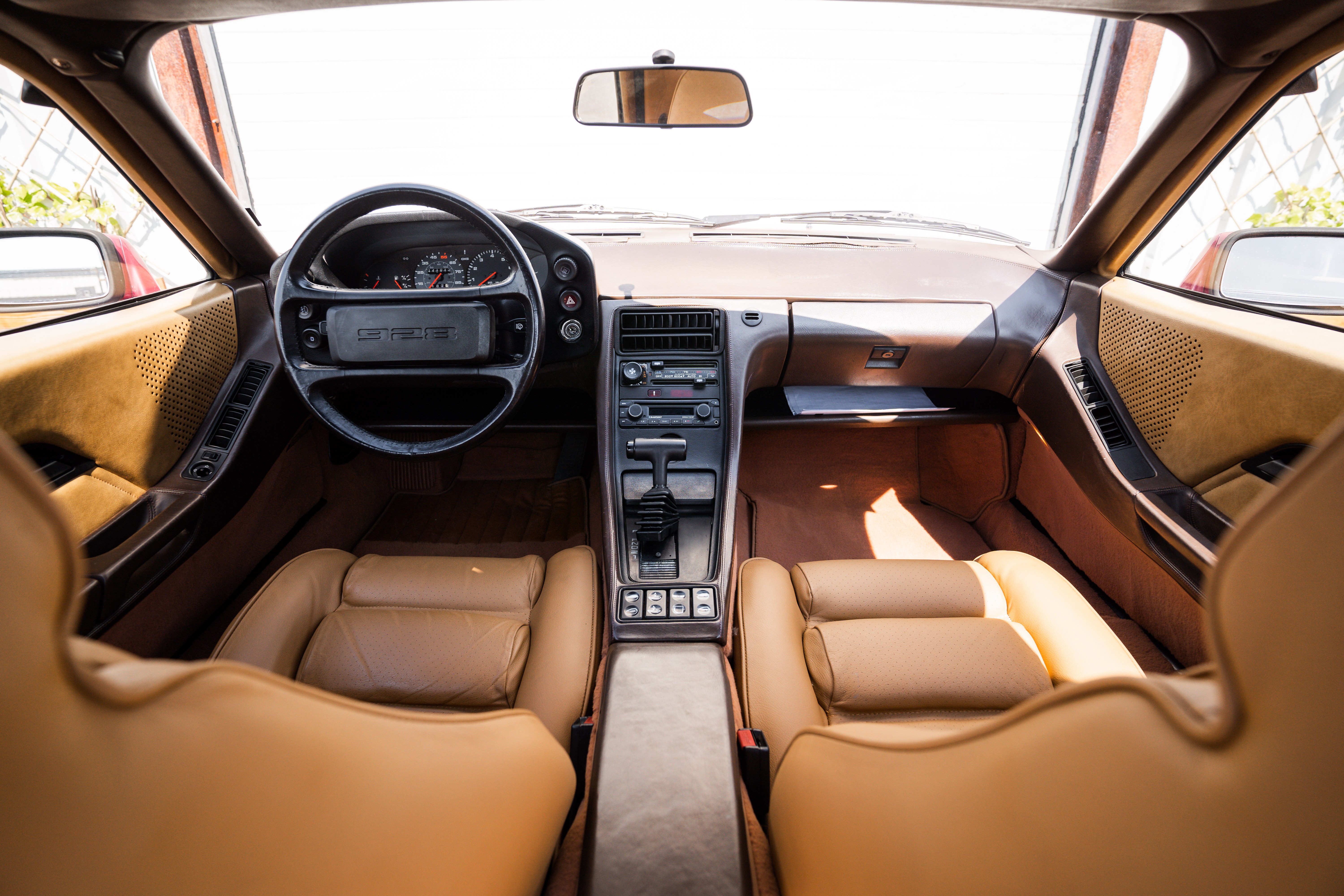 Porsche 928 S Winerot