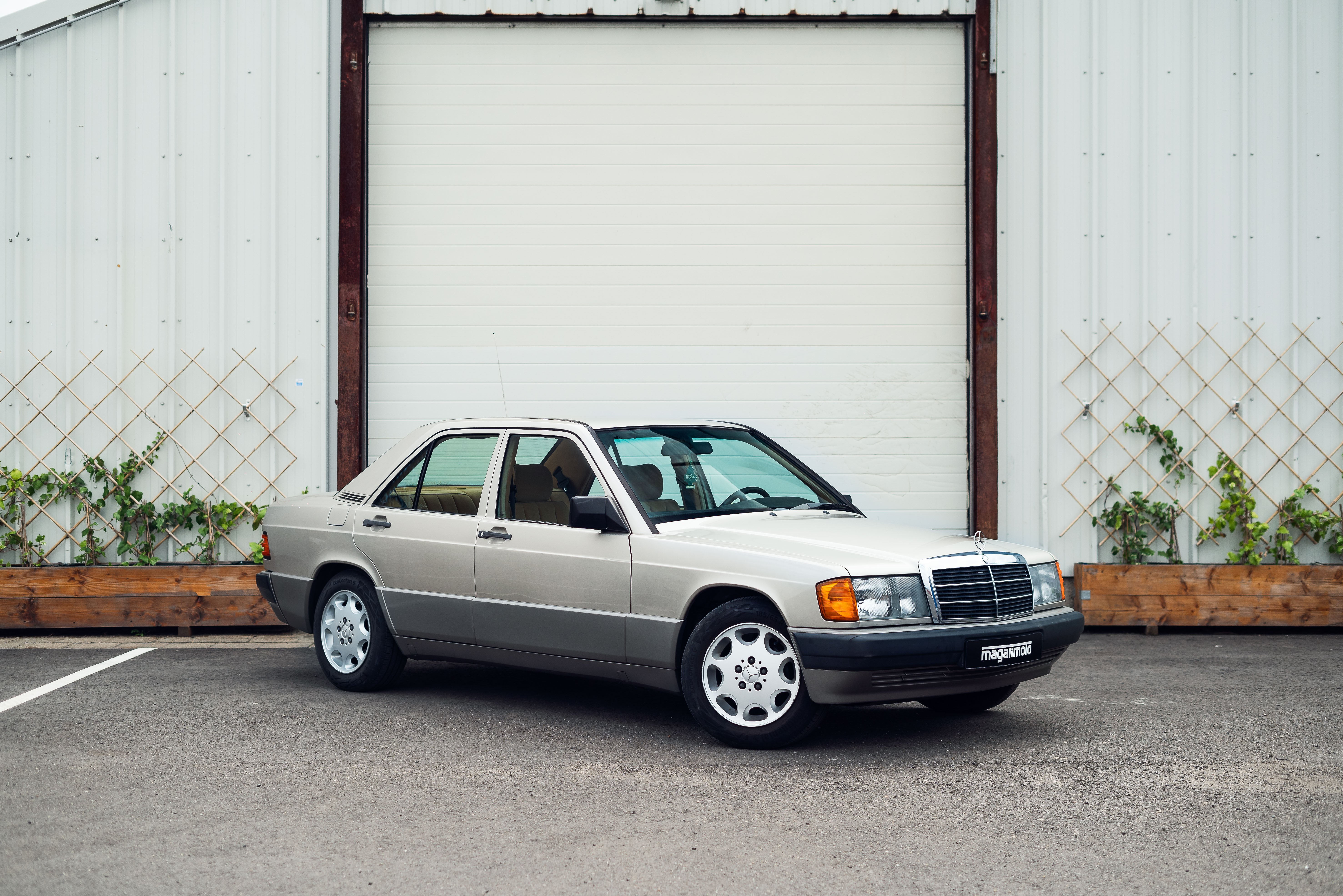 Mercedes Benz 190E - 2.0