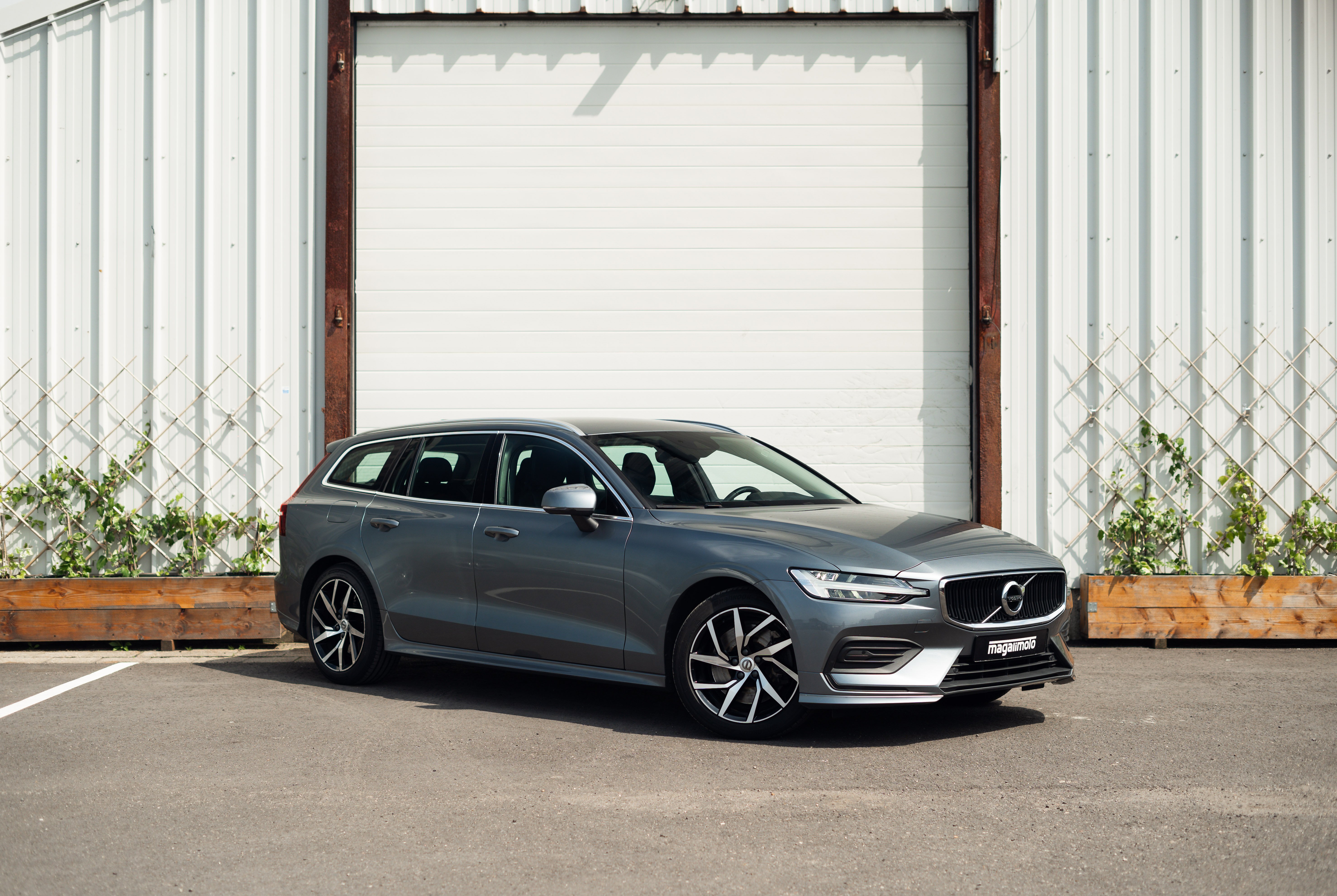 Volvo V60 T5 - Momentum