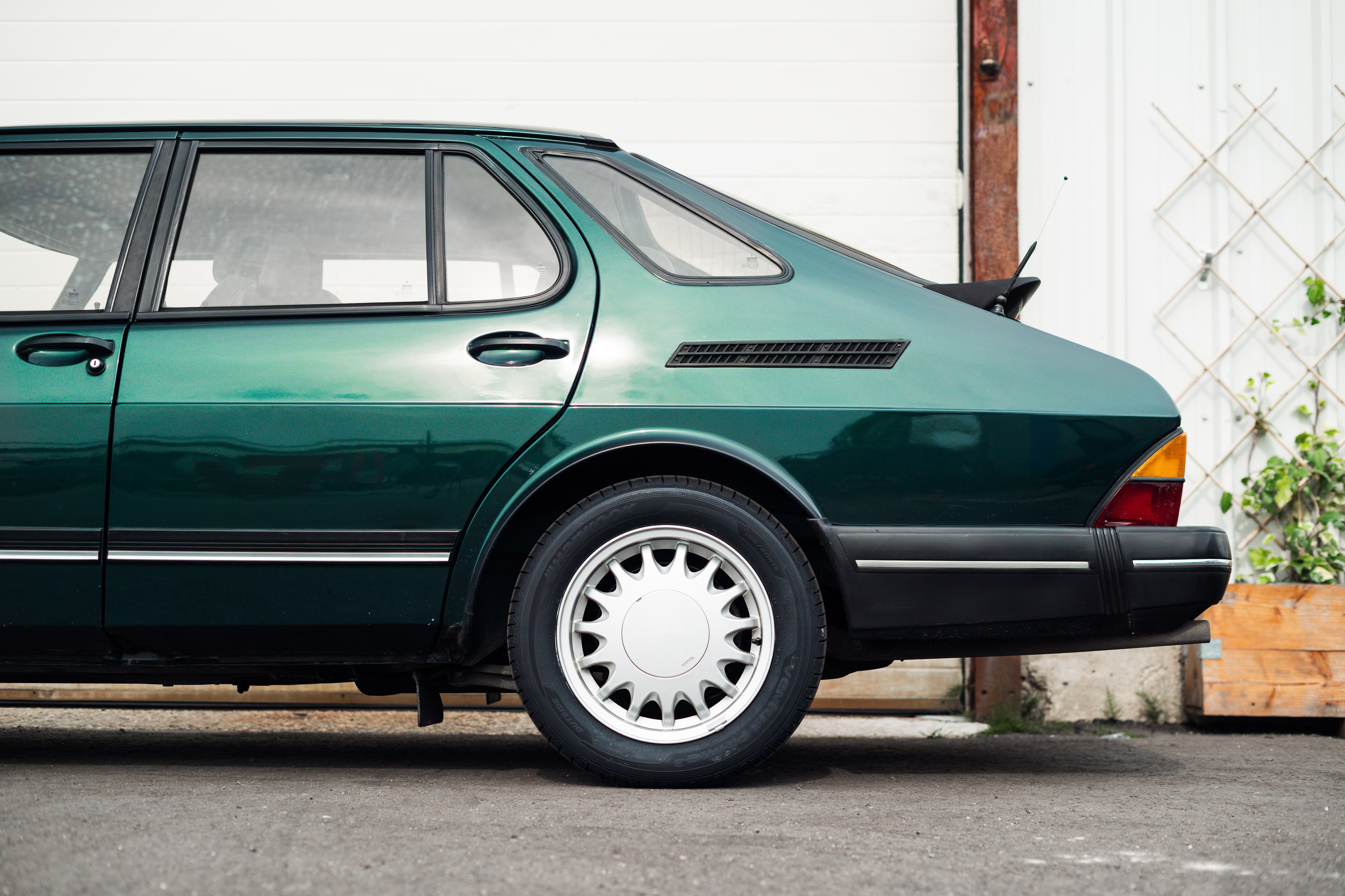 Saab 900 EP