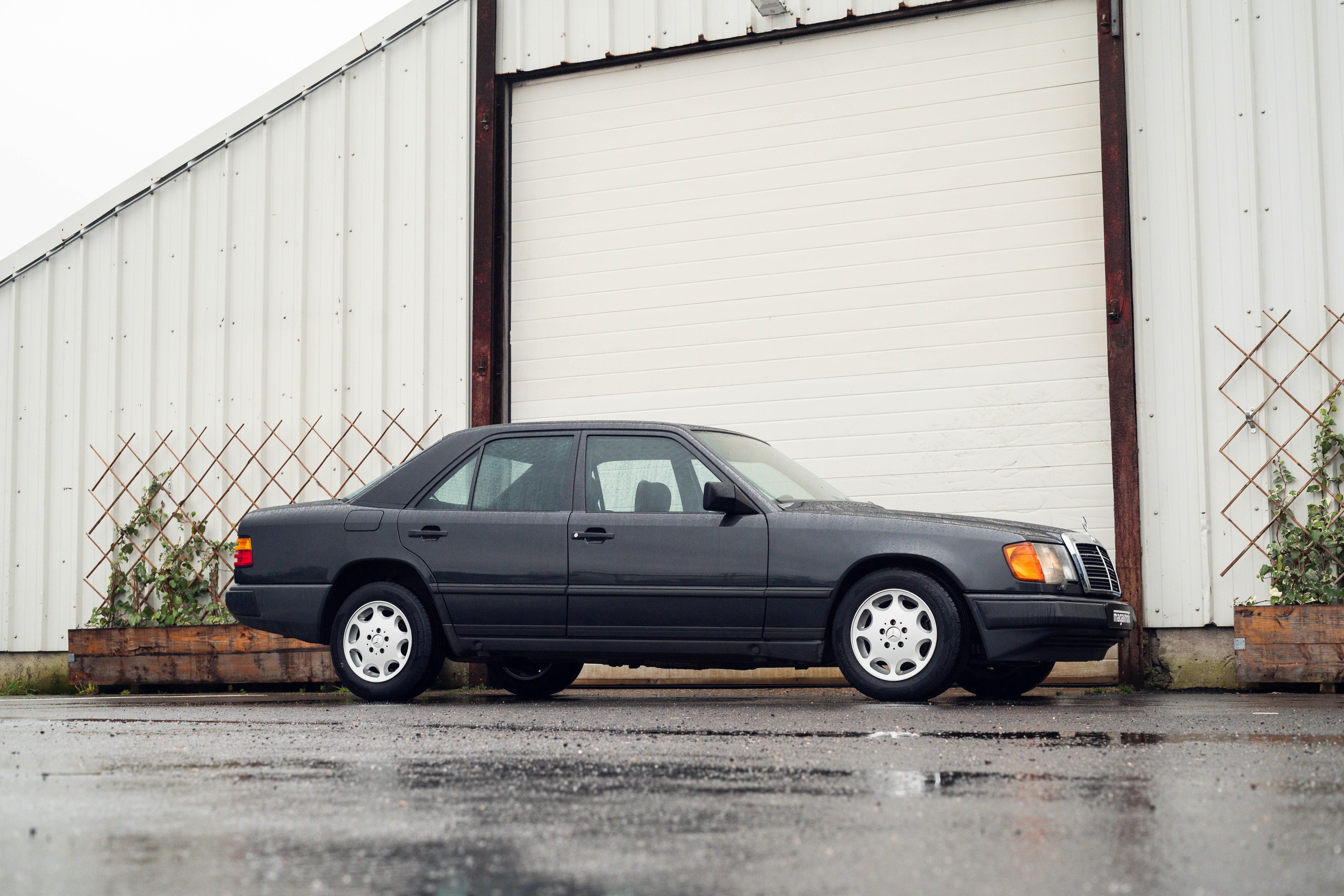 Mercedes W124 300E