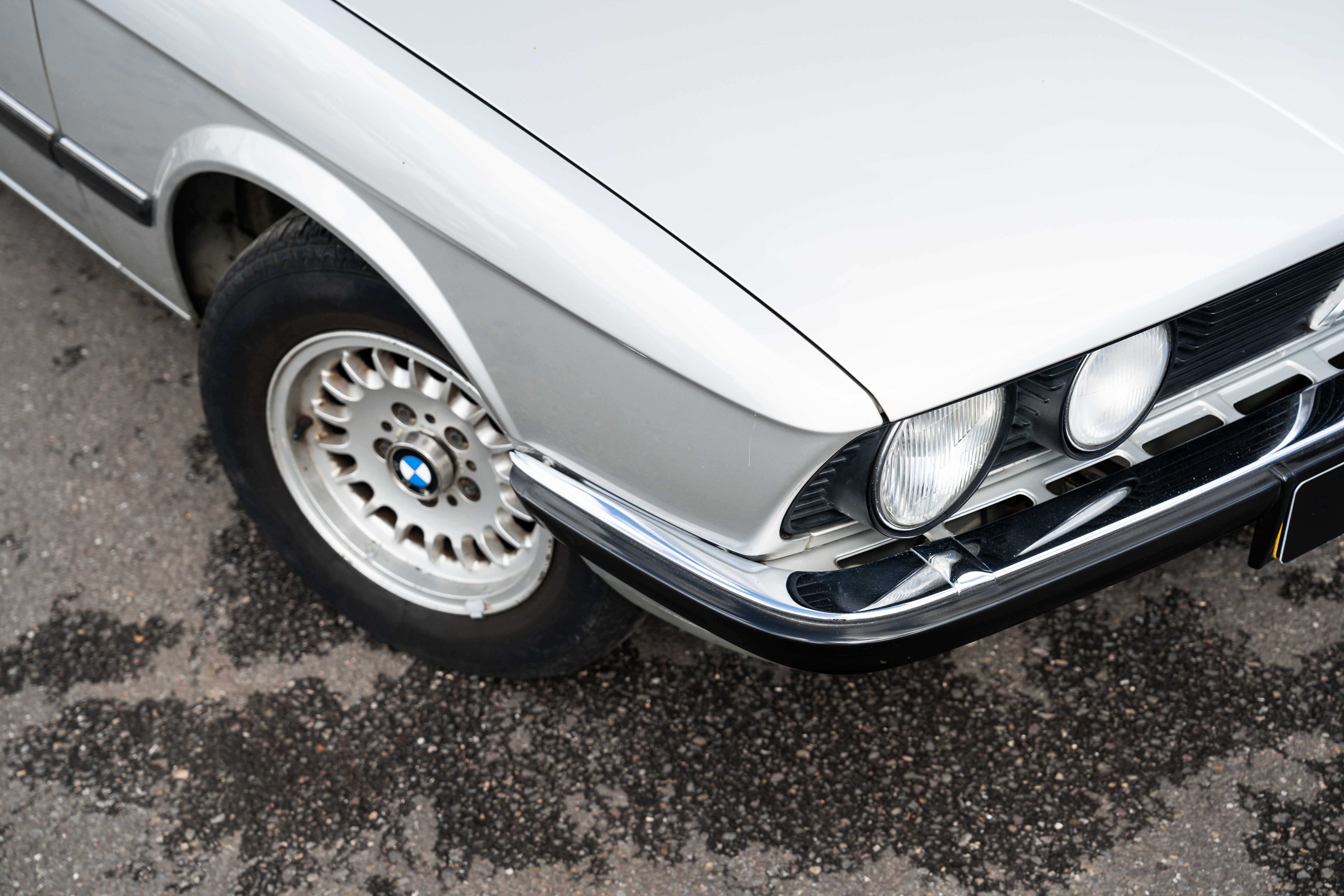 BMW E28 520i