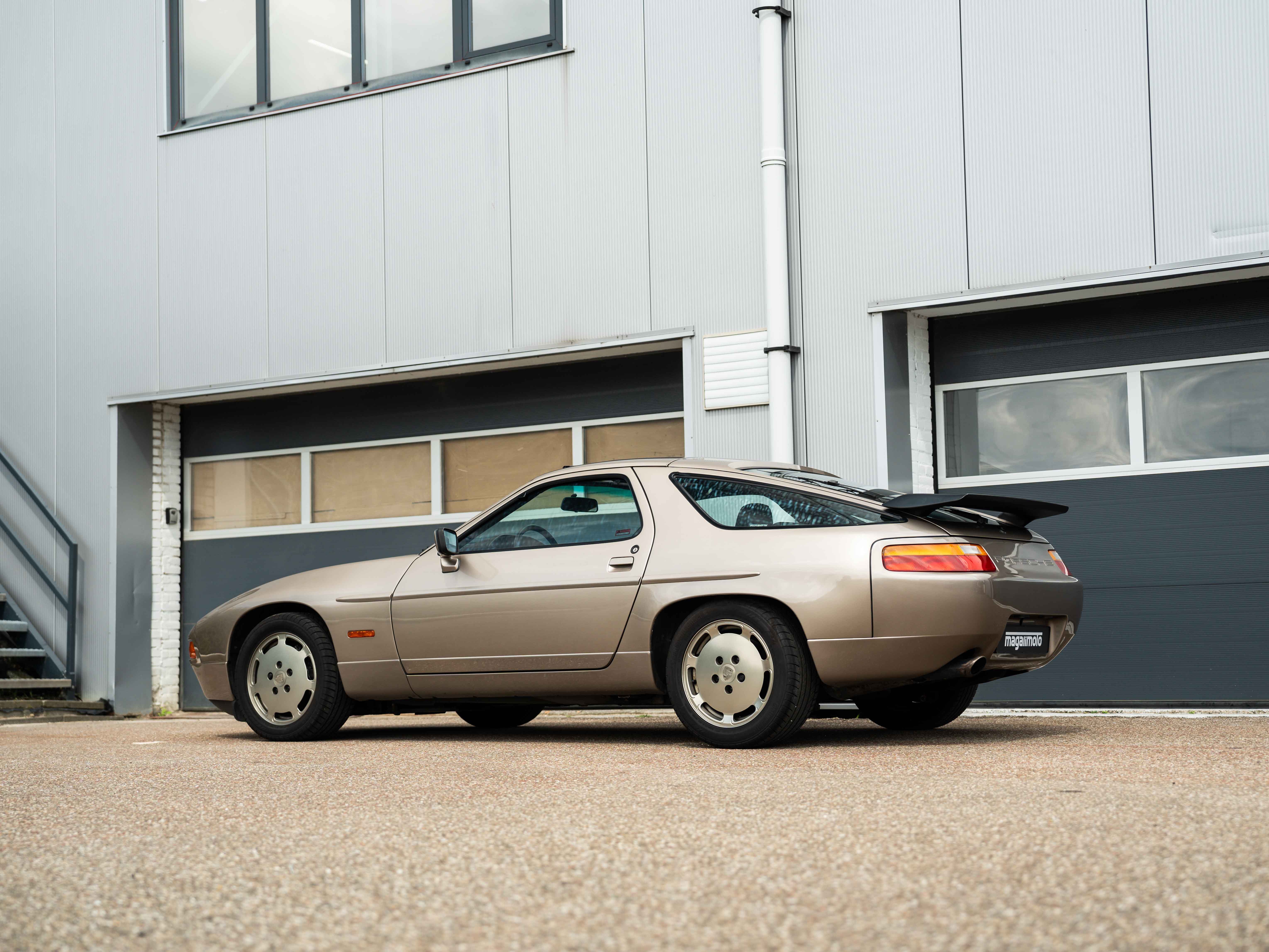 928 S4