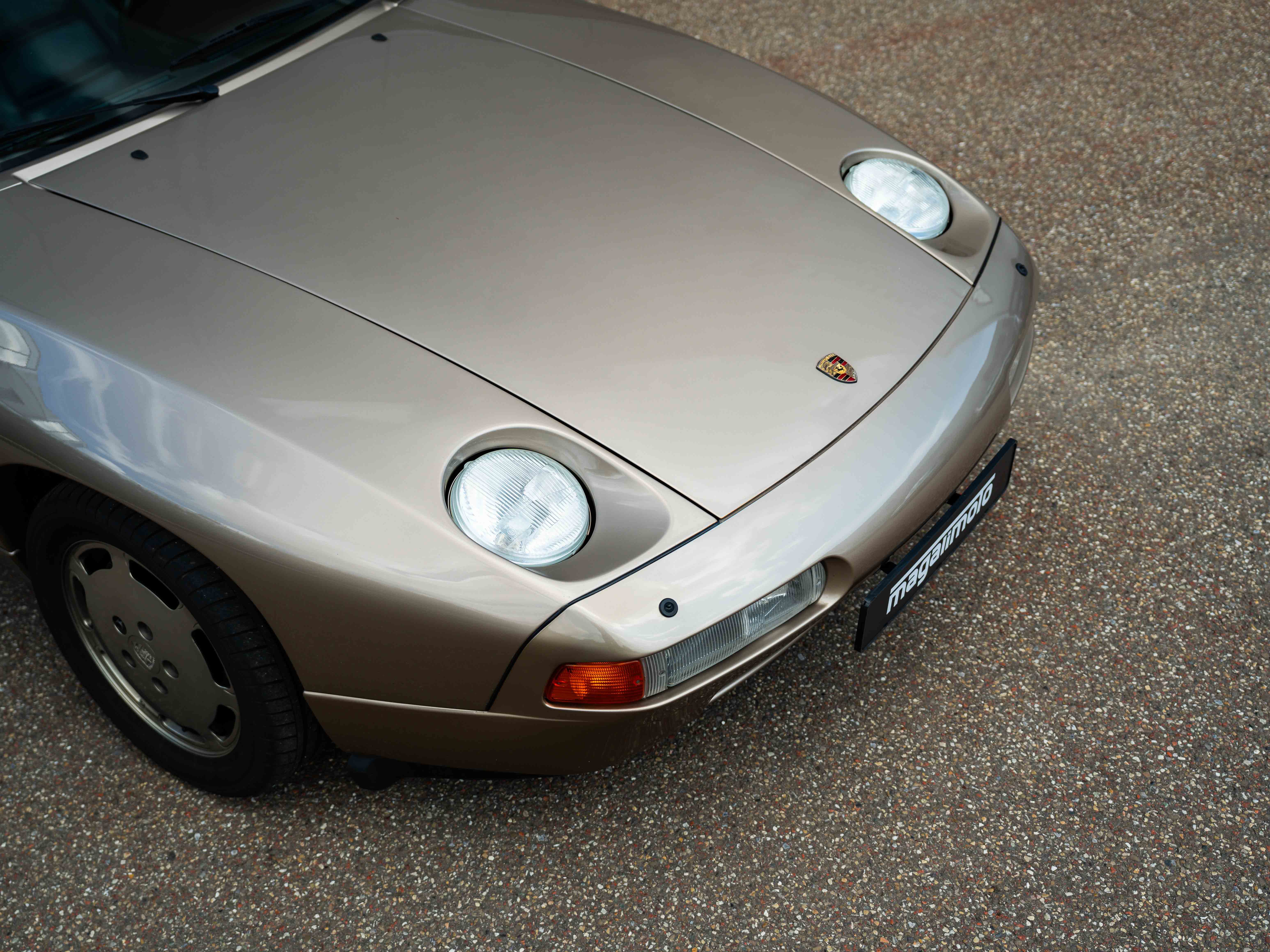 928 S4