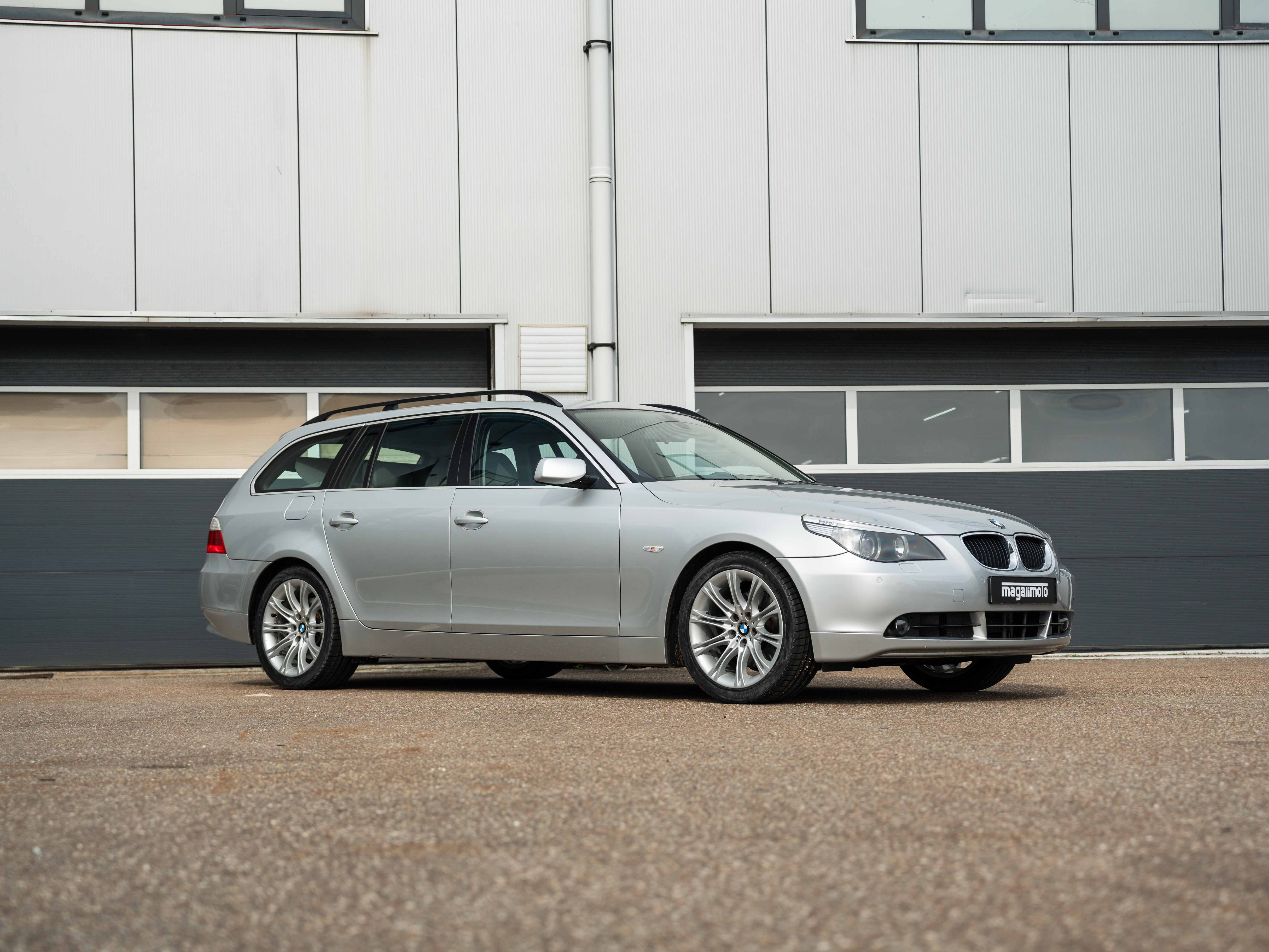 BMW E61 525i
