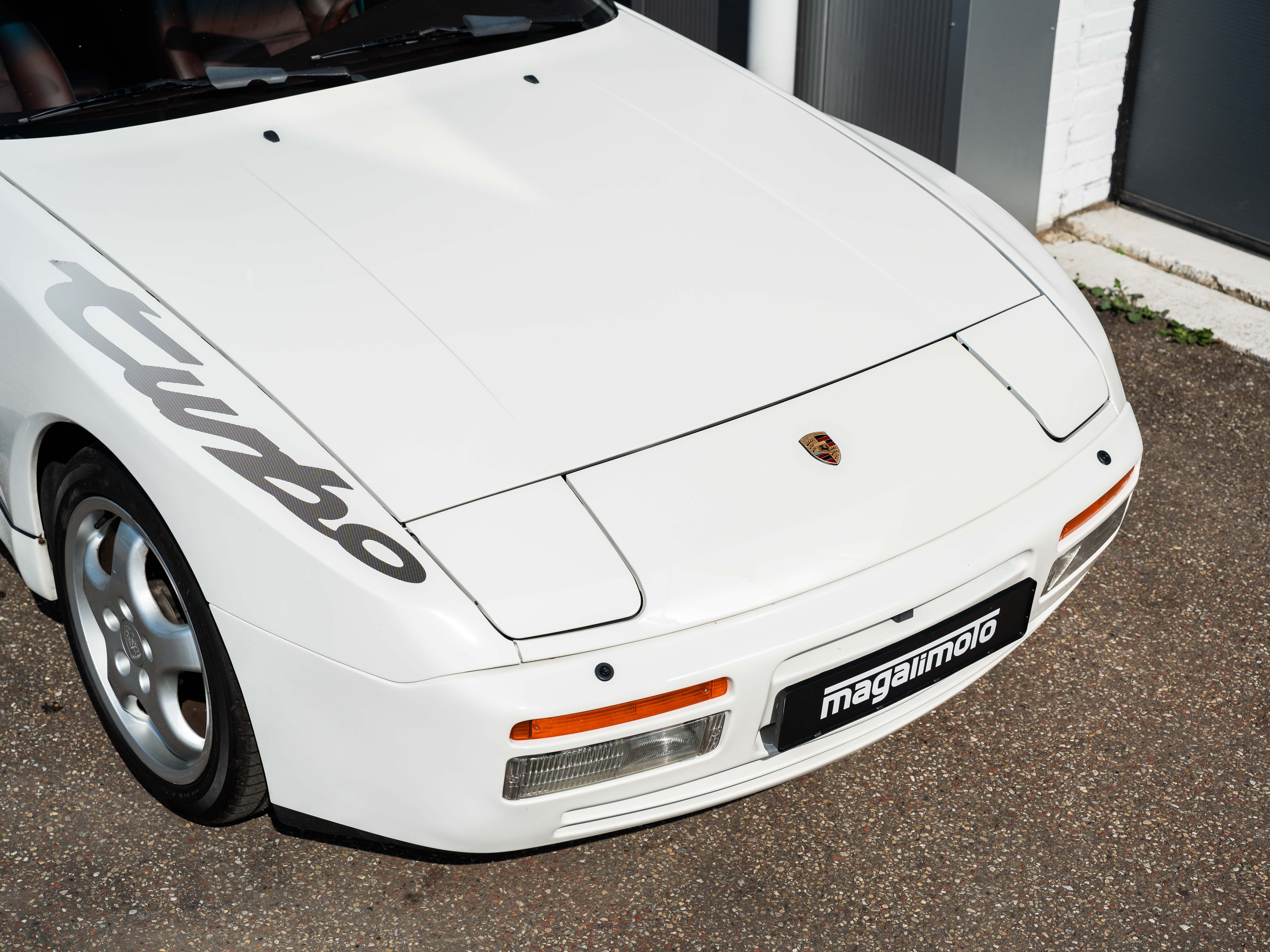 Porsche 944 Turbo