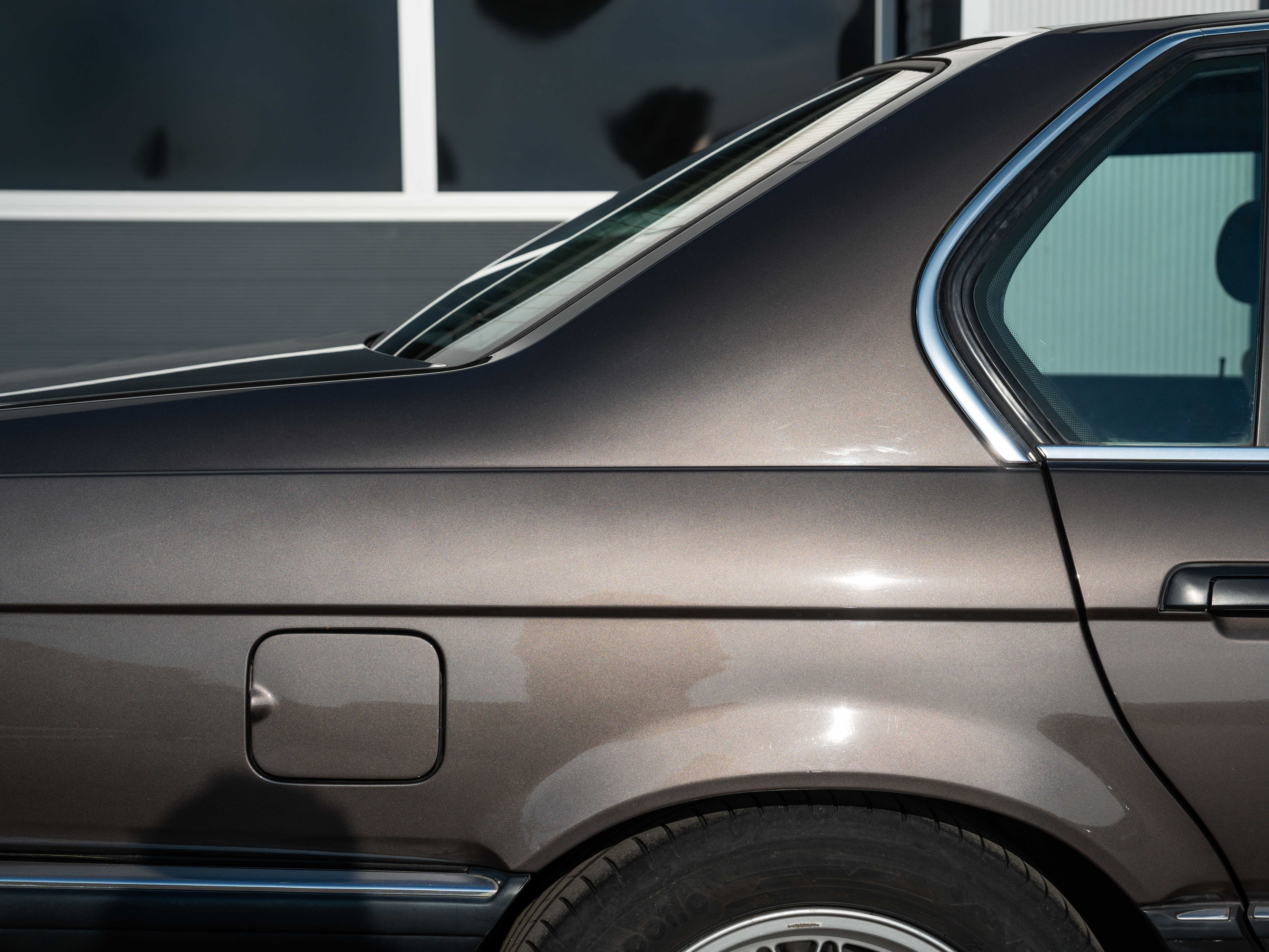 BMW E32 730i