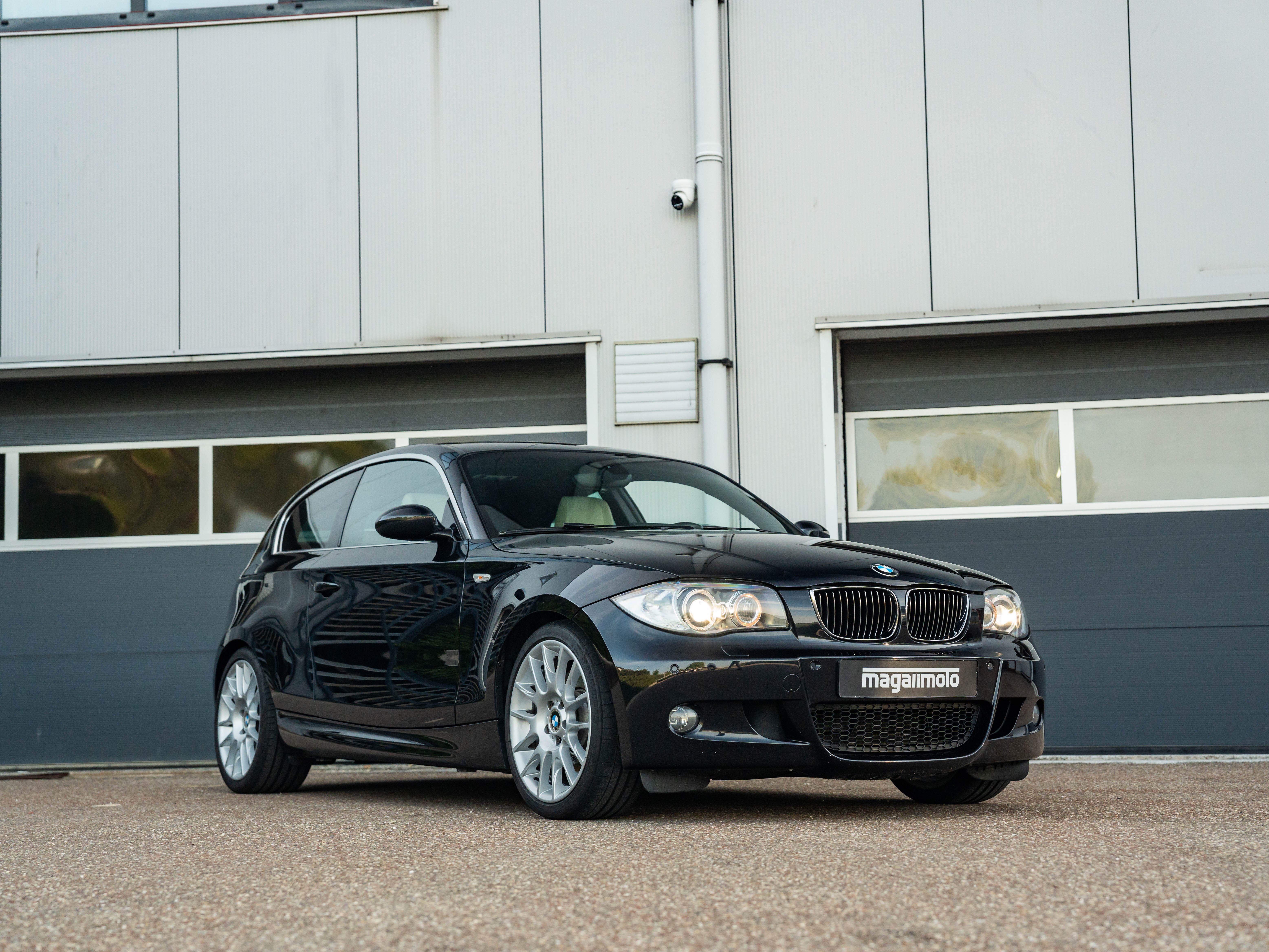 BMW 130i E82