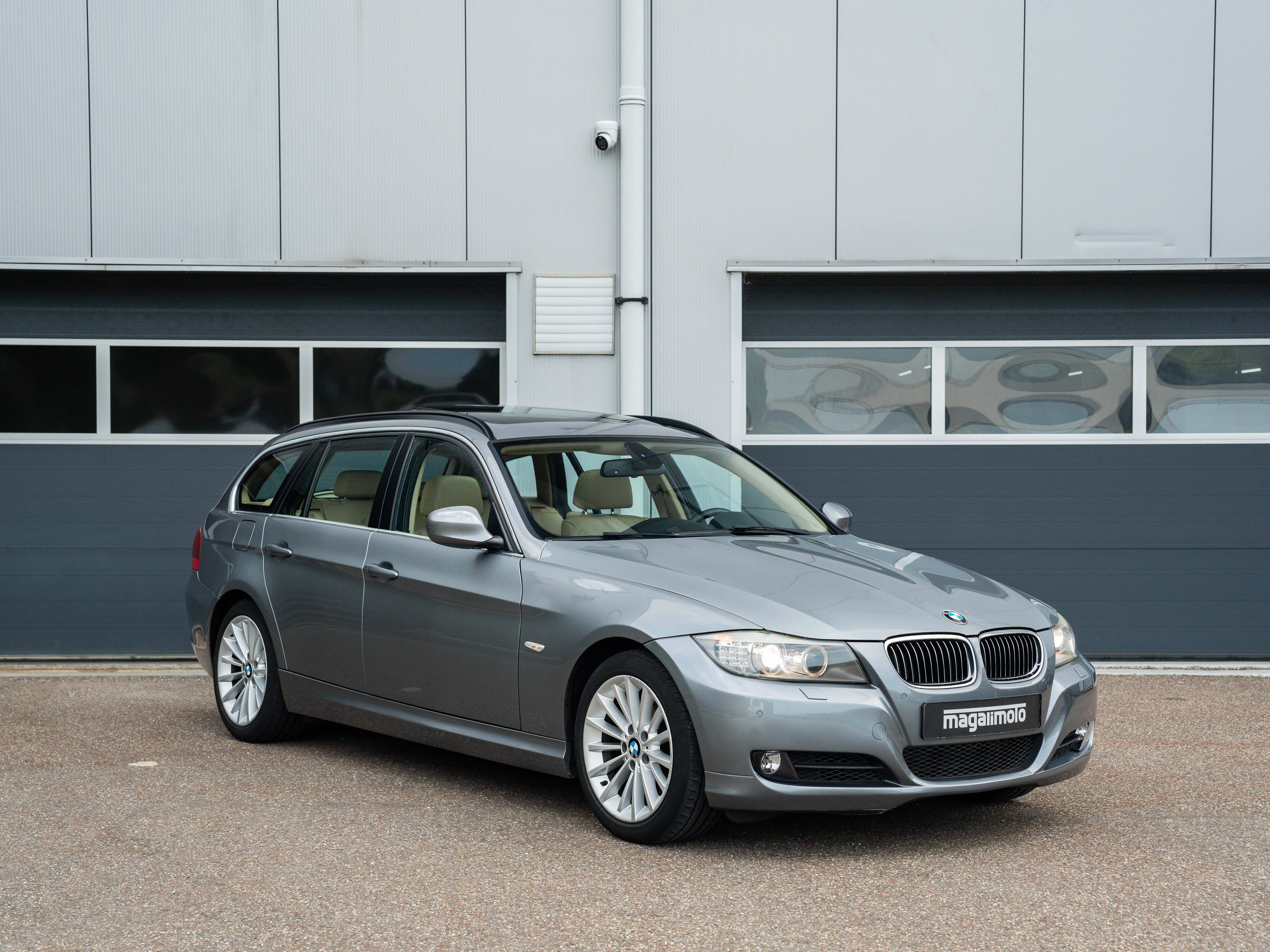 BMW 325i Touring E91 LCI - 2010