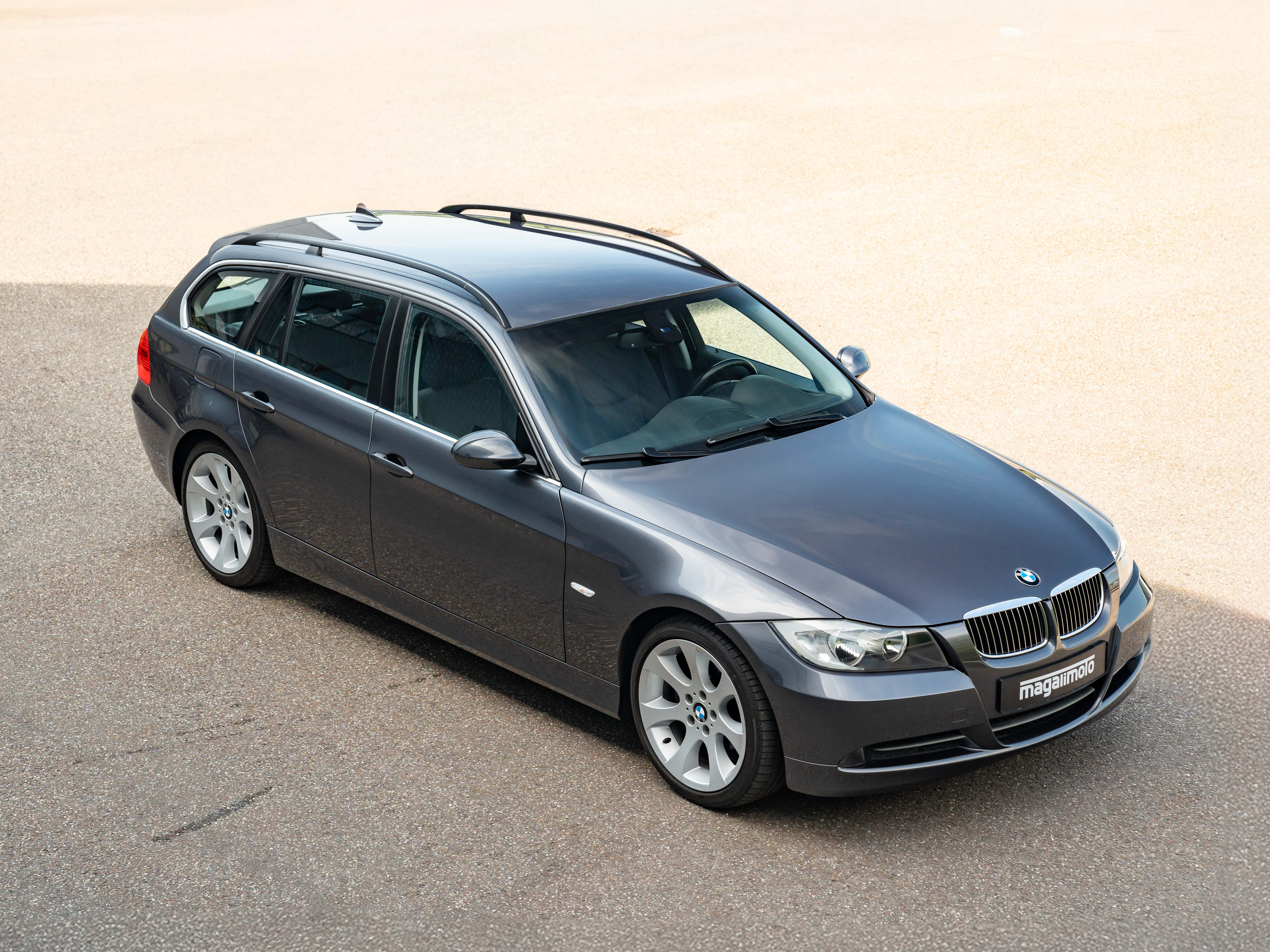 BMW E91 325i hand