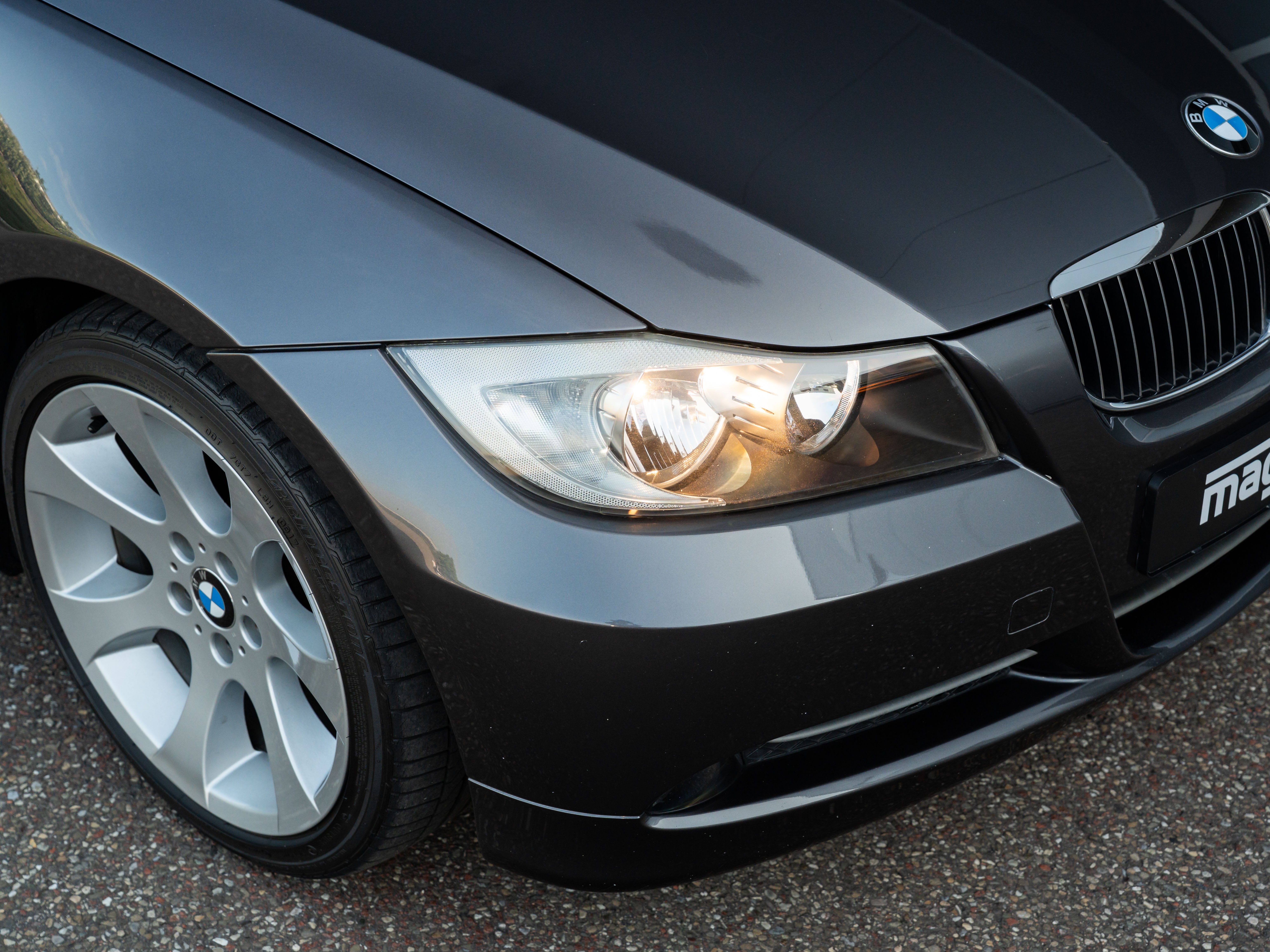 BMW E91 325i hand
