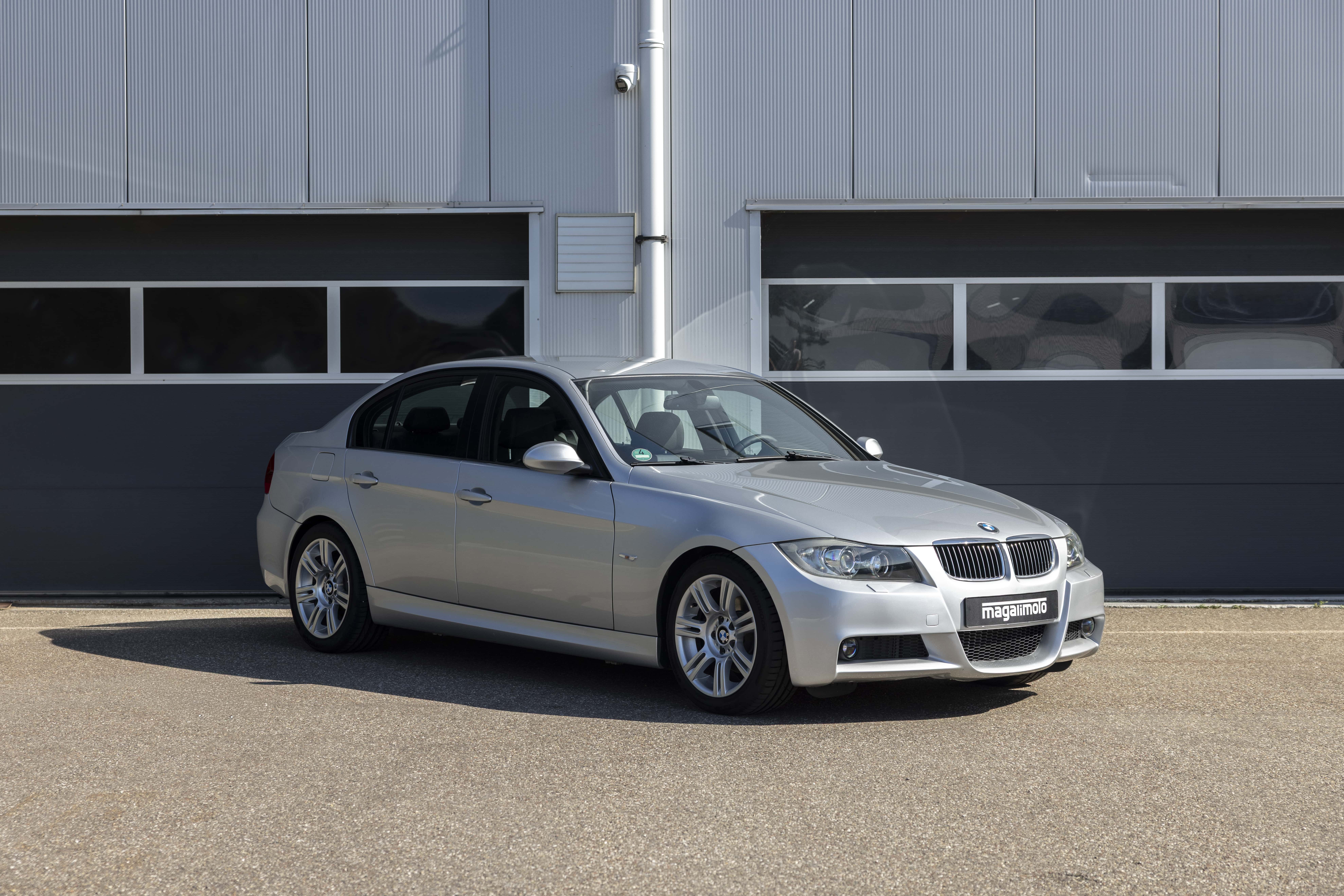 BMW E90 325i M-Sport - 2005